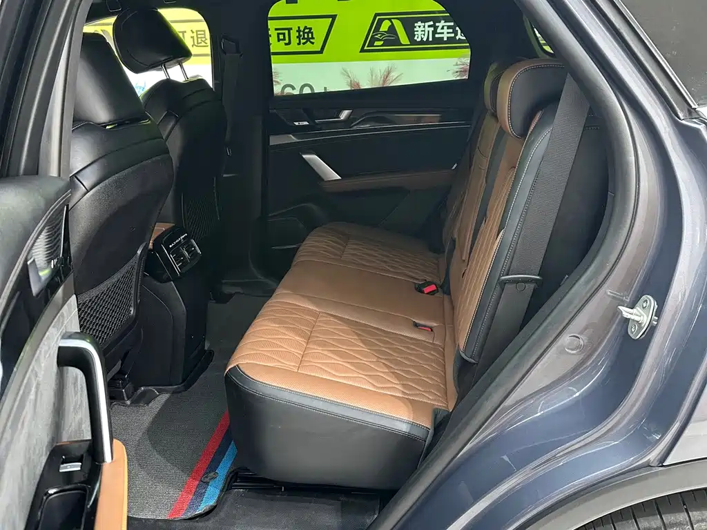 BYD Tang New Energy — миниатюра 11