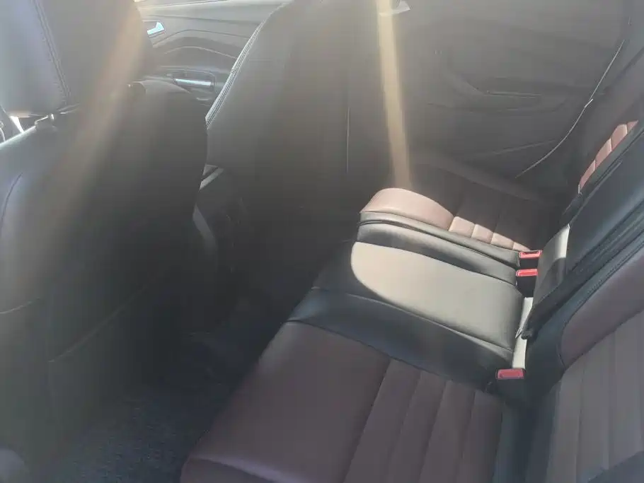 Ford Kuga — миниатюра 11