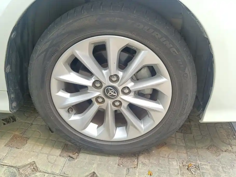 Toyota Corolla — миниатюра 6