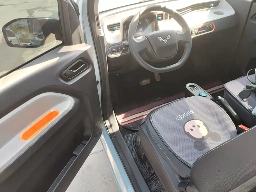 Wuling MINIEV — миниатюра 16
