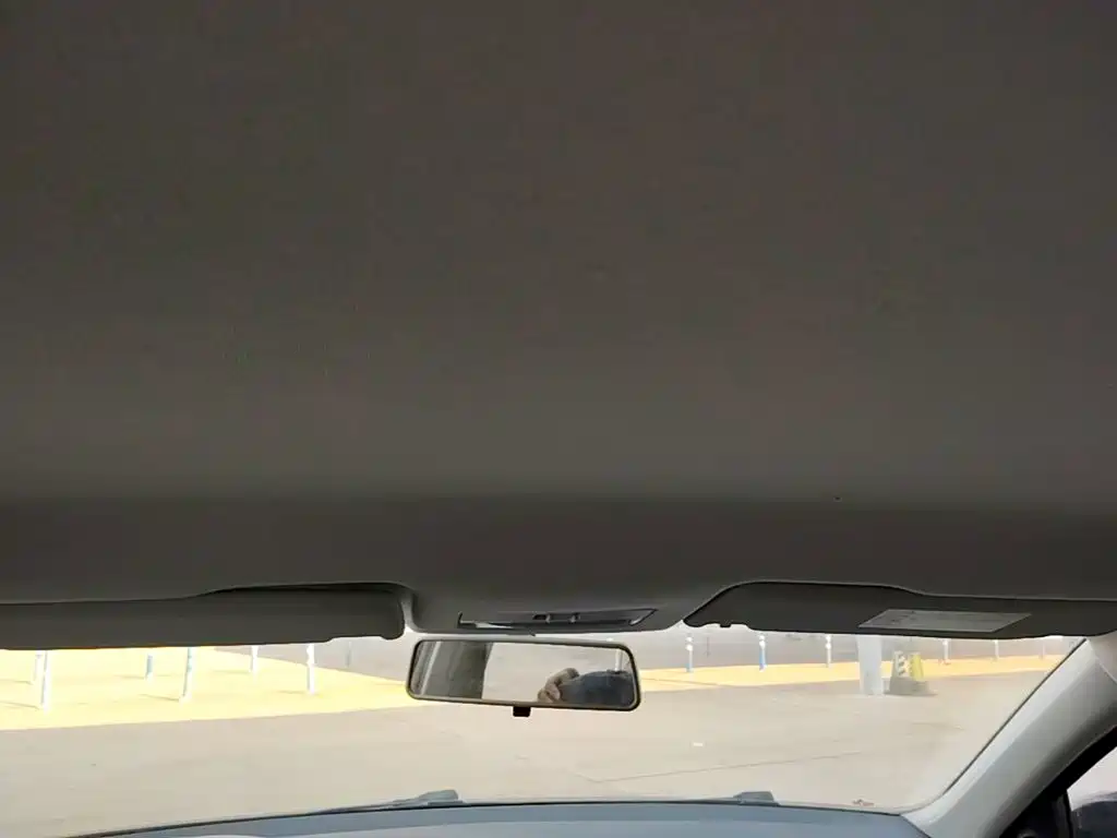 Volkswagen Santana — миниатюра 18