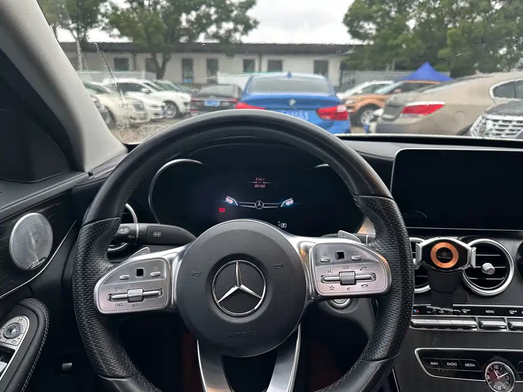 Mercedes-Benz C-Class — миниатюра 12