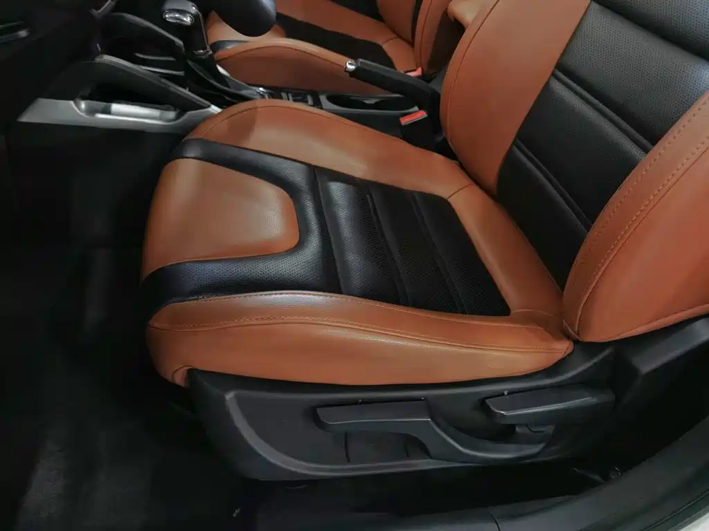 BAIC Senova X35 — миниатюра 20