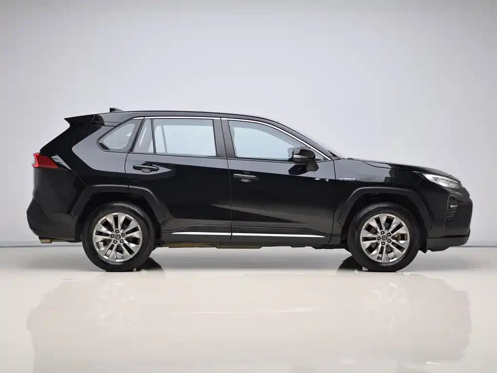 Toyota Wildlander — миниатюра 8