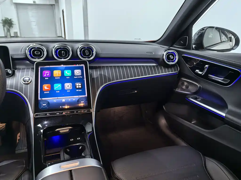 Mercedes-Benz C-Class — миниатюра 4