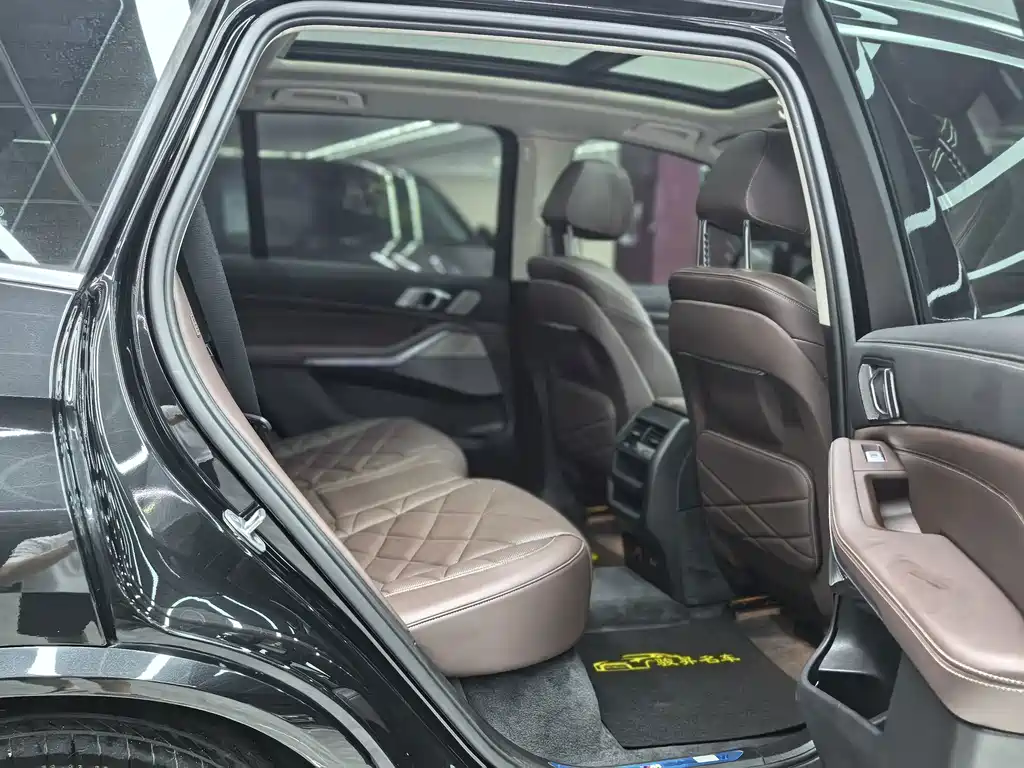 BMW X5 — миниатюра 13