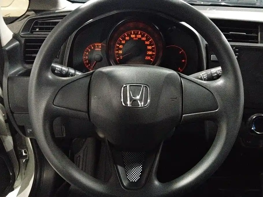 Honda Fit — миниатюра 14