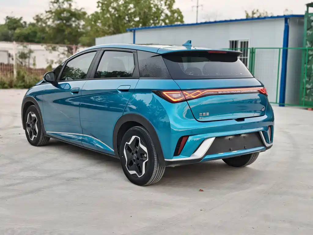 BYD Dolphin — миниатюра 4