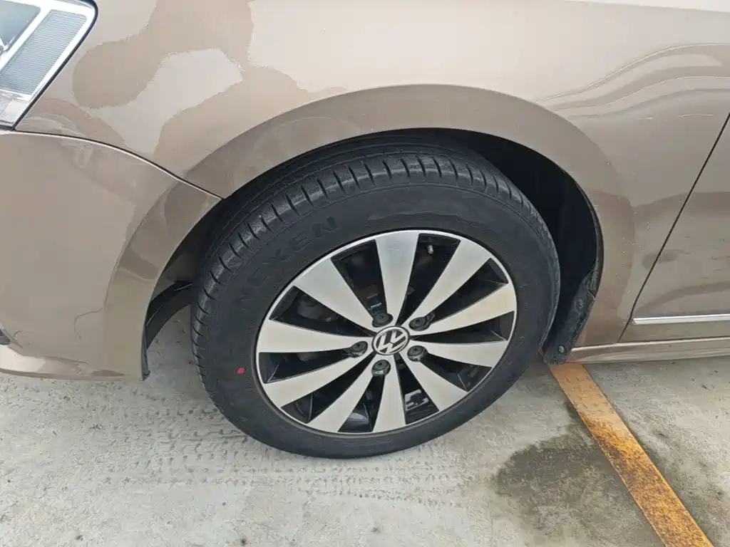 Volkswagen Sagitar — миниатюра 23