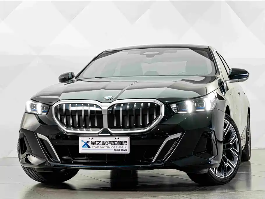 BMW 5 Series — миниатюра 3