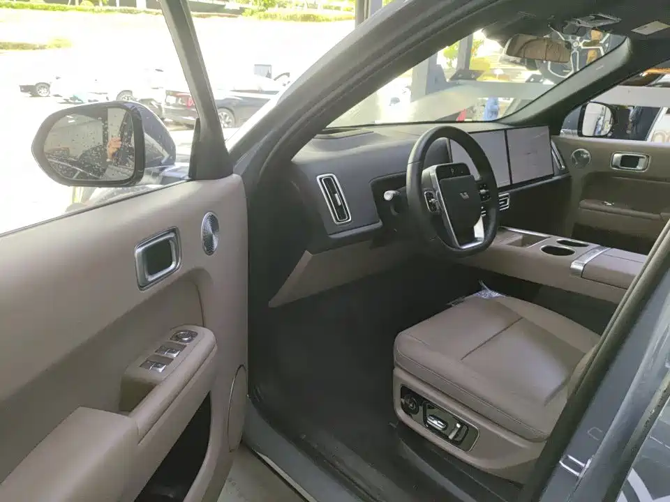 Li Auto Li L8 — миниатюра 3