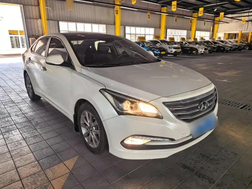 Hyundai Mistra — миниатюра 4