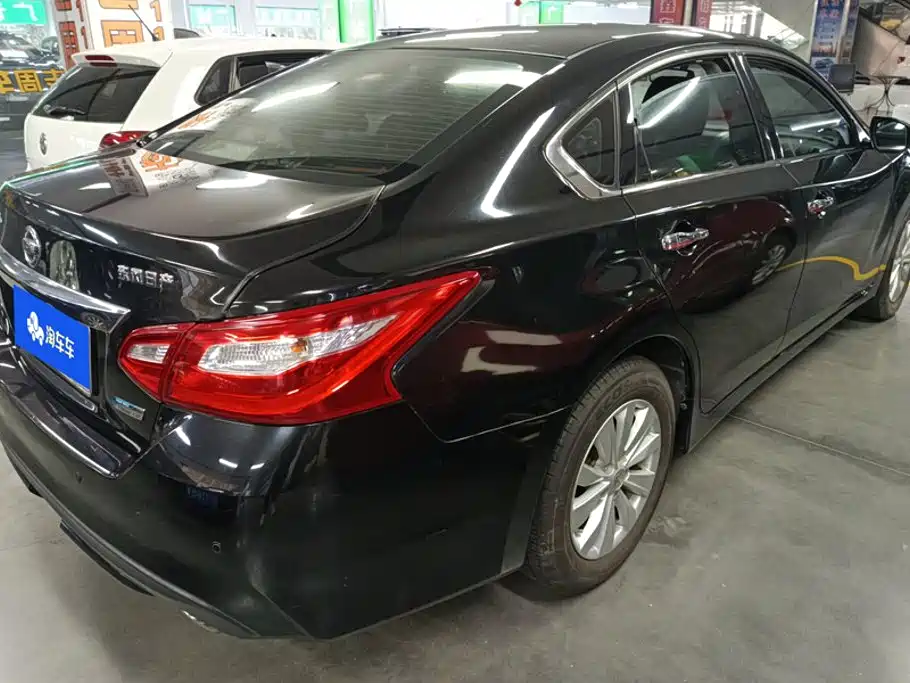 Nissan Teana — миниатюра 3