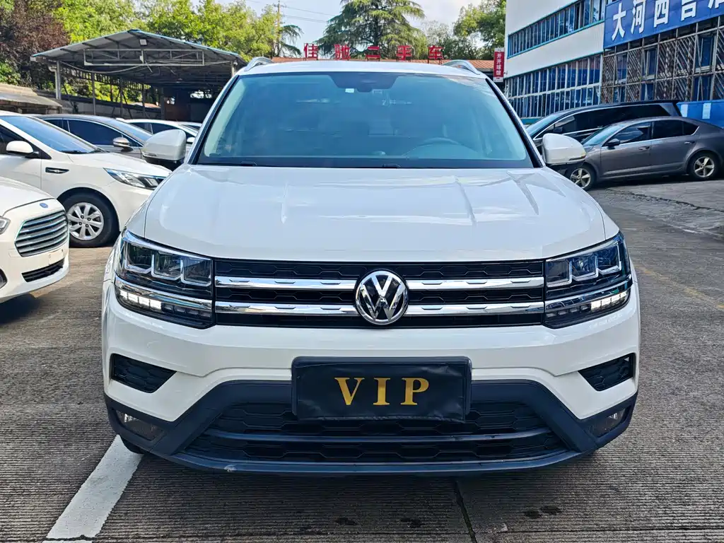 Volkswagen Tharu — миниатюра 2