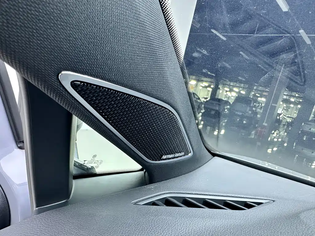 Volkswagen Golf — миниатюра 10