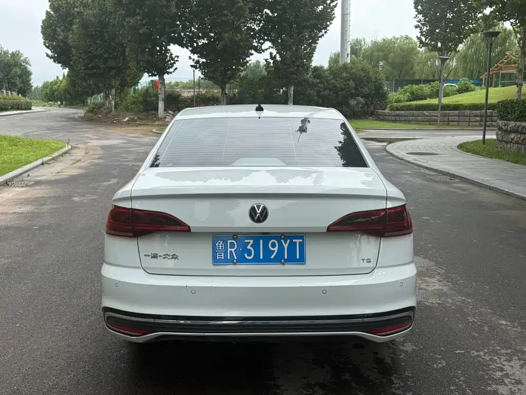 Volkswagen Bora — миниатюра 6