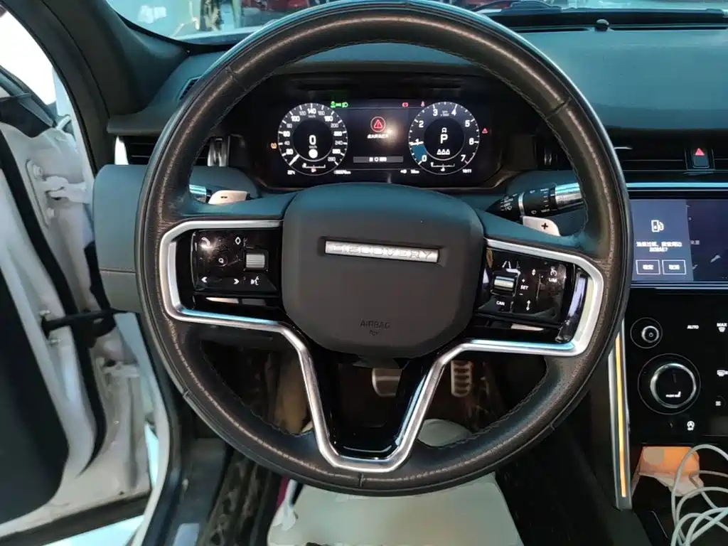 Land Rover Discovery Sport — миниатюра 11