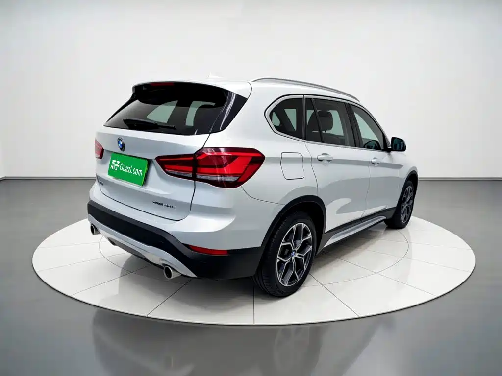 BMW X1 — миниатюра 4