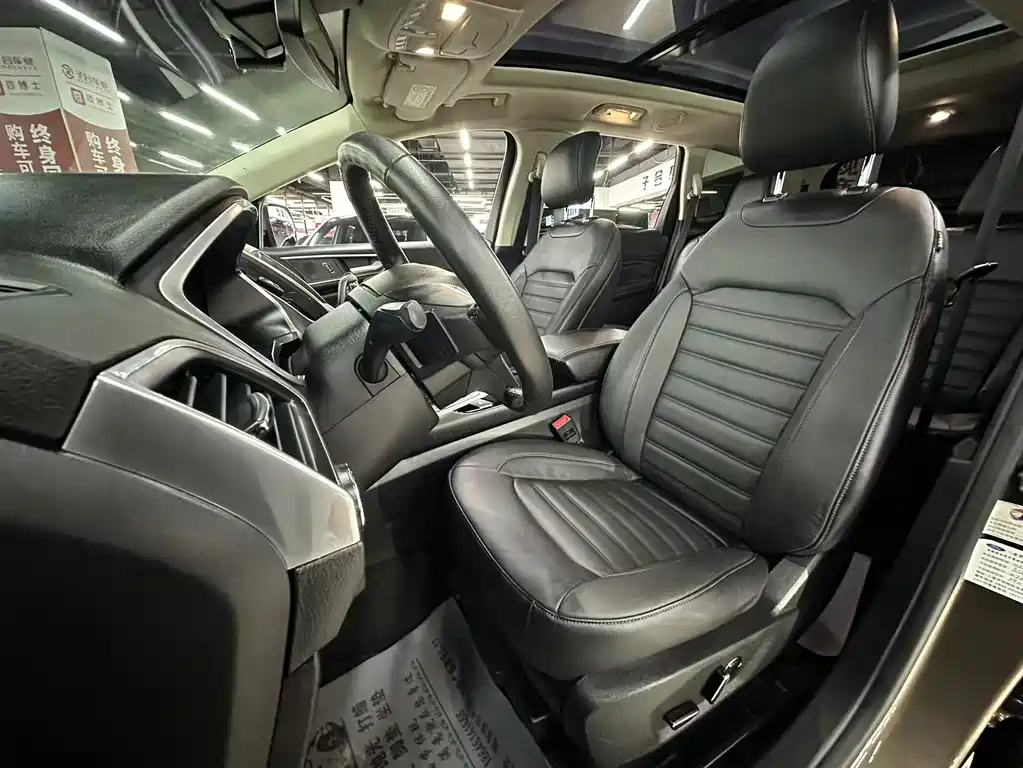 Ford Edge — миниатюра 31