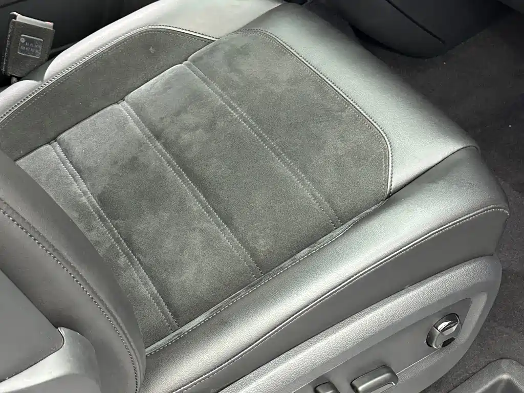 Volkswagen Multivan — миниатюра 31