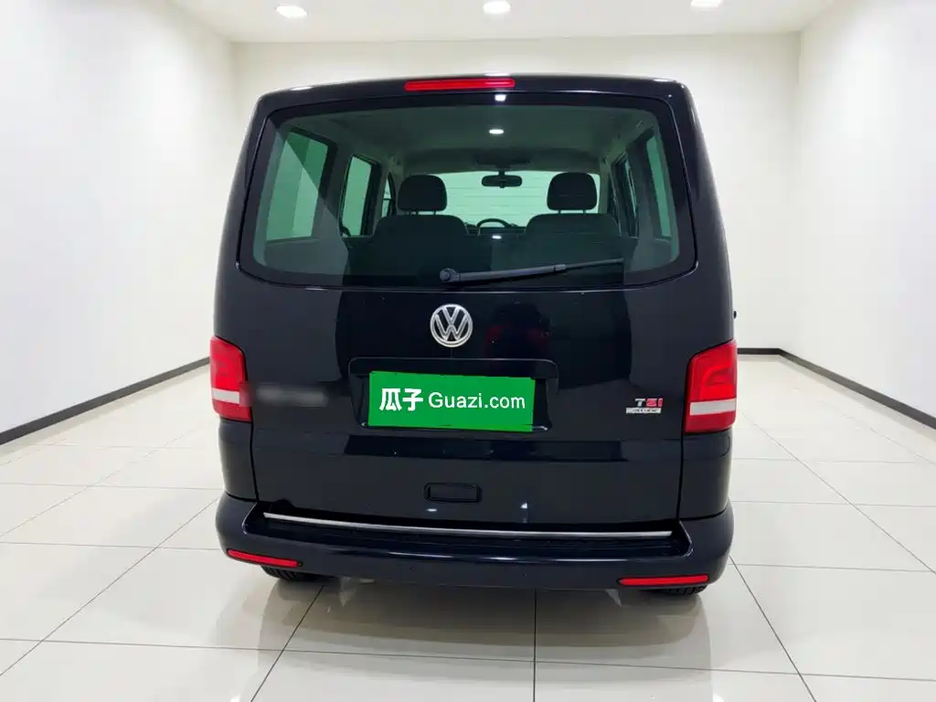Volkswagen Multivan — миниатюра 5