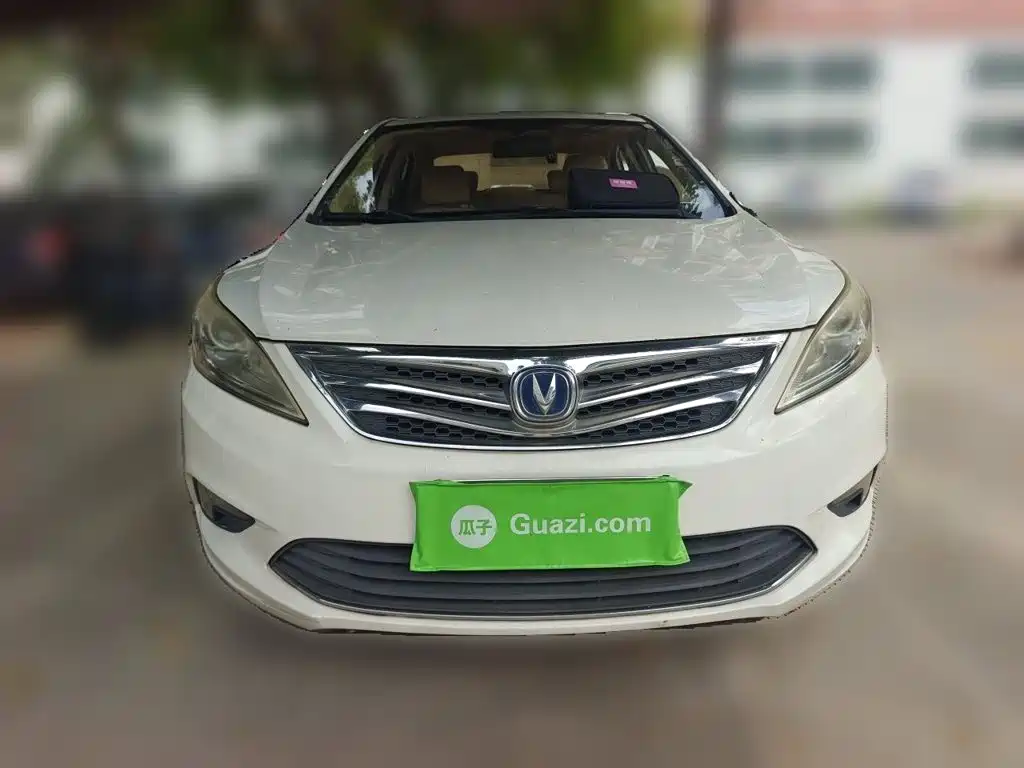 Changan Eado — миниатюра 2
