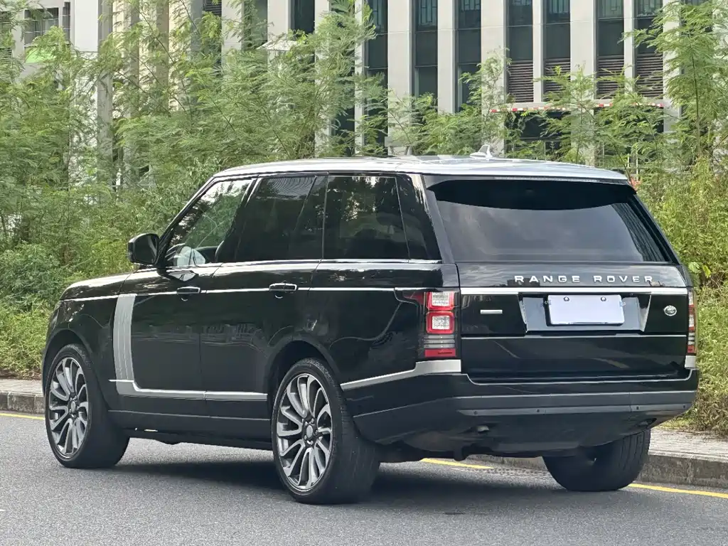 Land Rover Range Rover — миниатюра 12