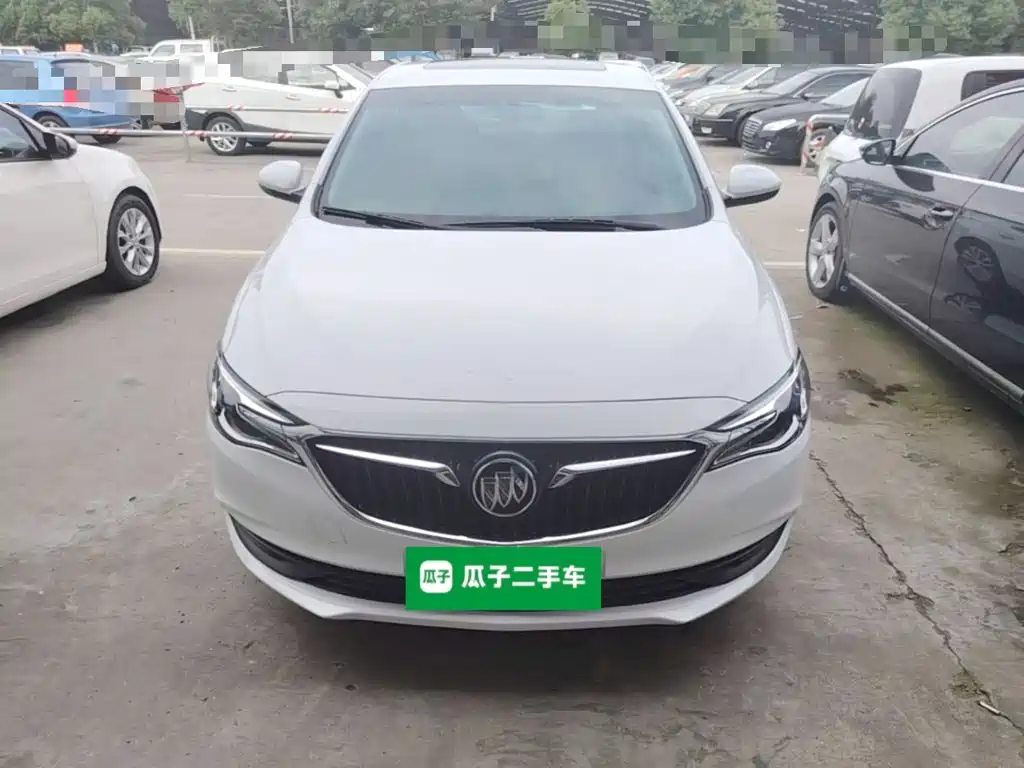 Buick Excelle — миниатюра 3