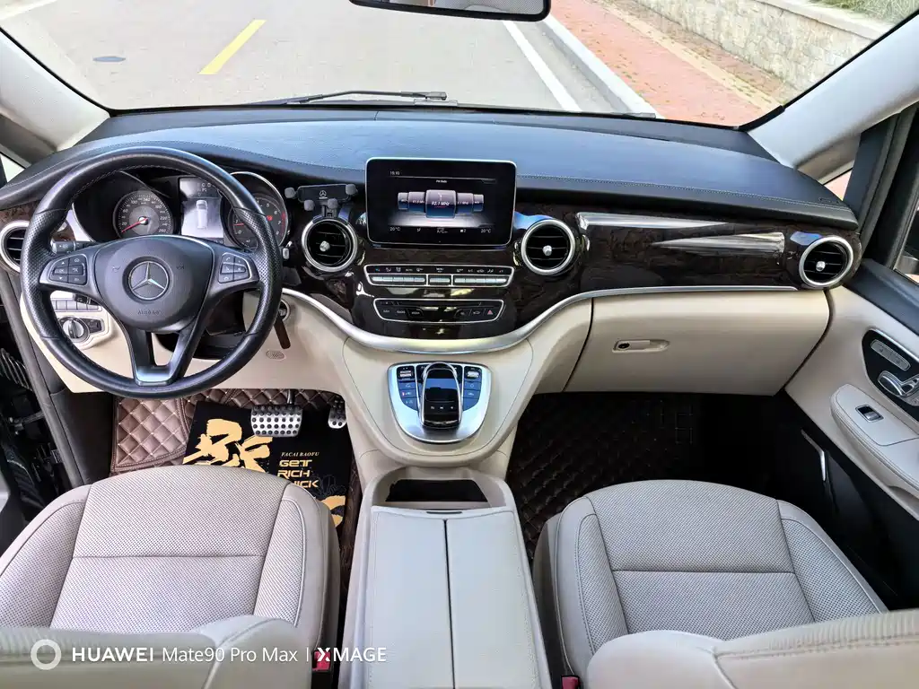 Mercedes-Benz V-Class — миниатюра 10