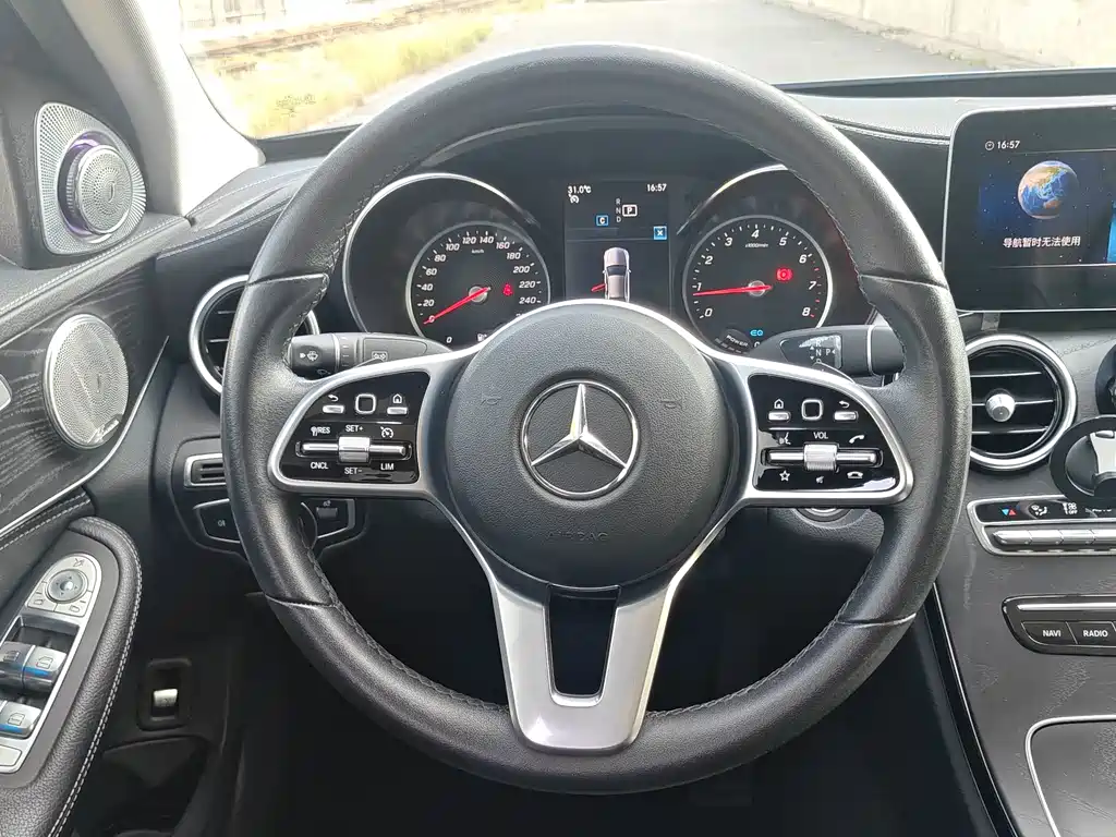 Mercedes-Benz C-Class — миниатюра 15