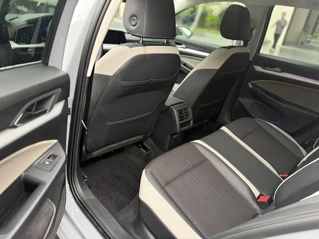 Volkswagen Golf — миниатюра 9