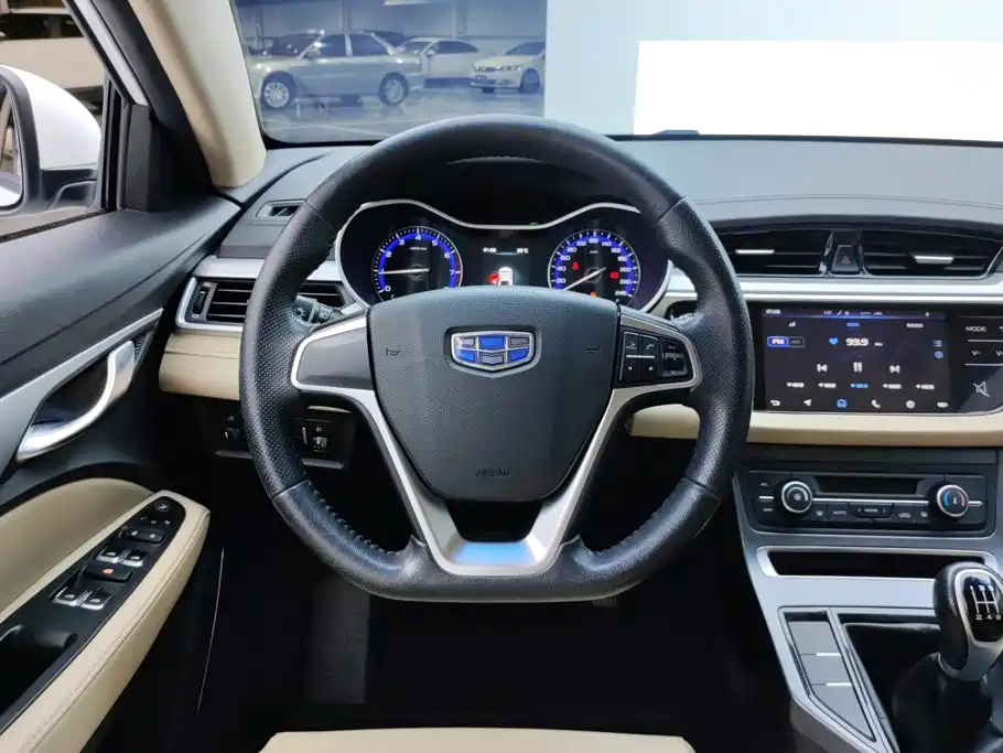 Geely Emgrand — миниатюра 15