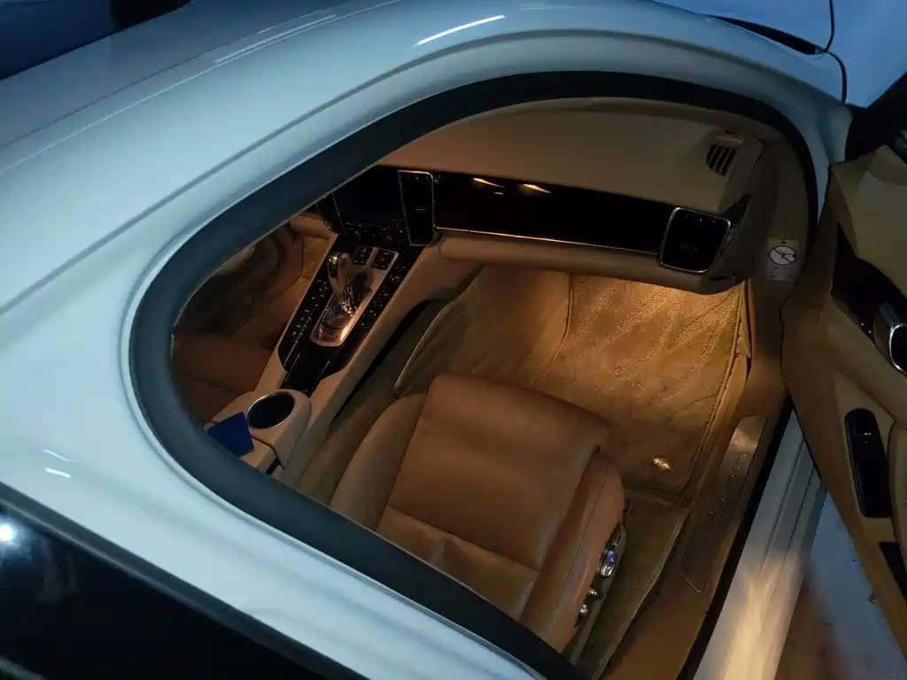 Porsche Panamera — миниатюра 20