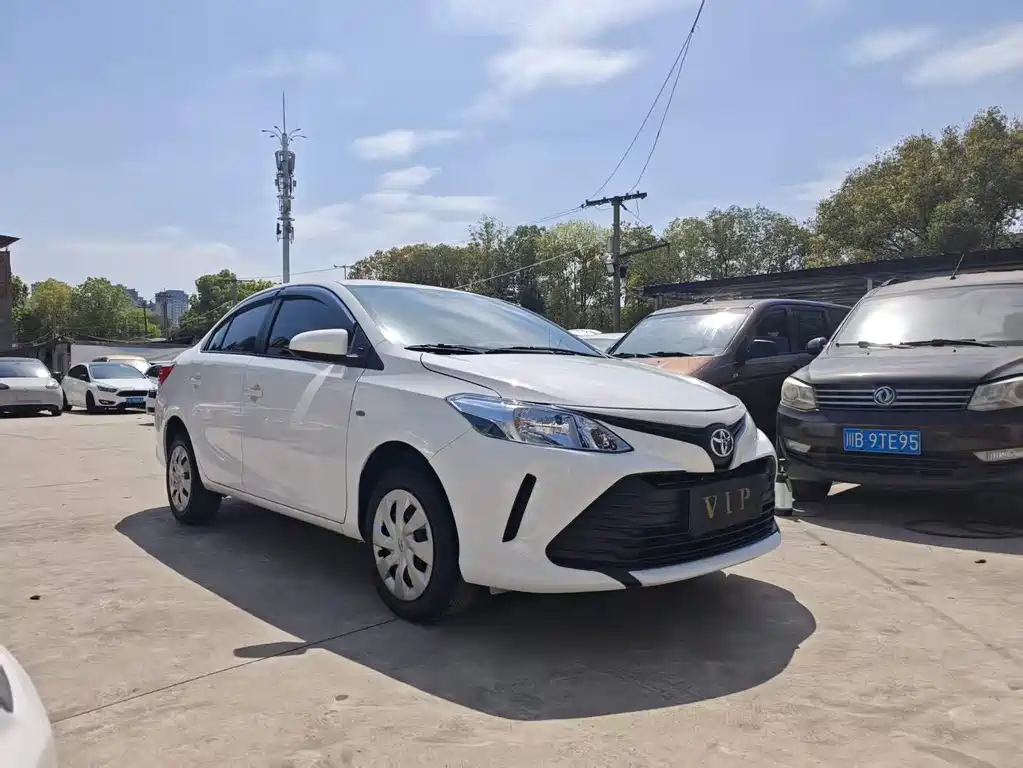 TOYOTA VIOS