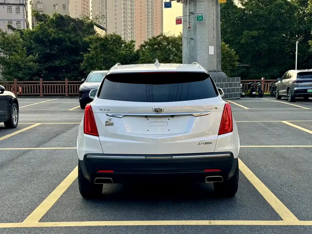 Cadillac XT5 — миниатюра 6