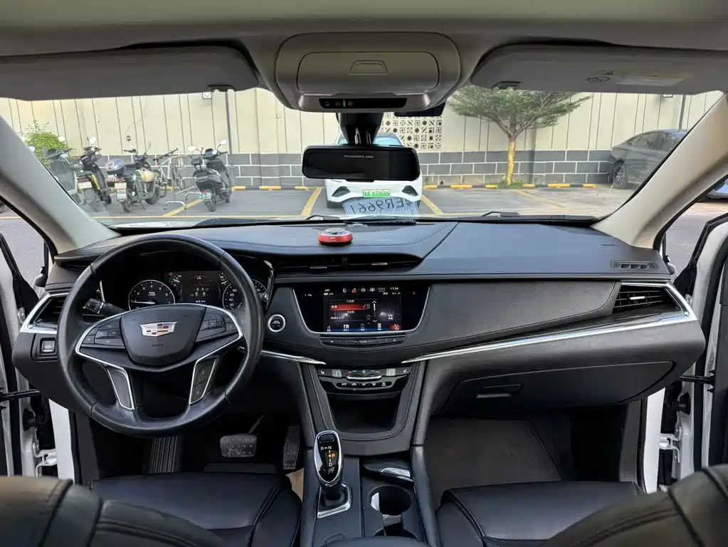Cadillac XT5 — миниатюра 13