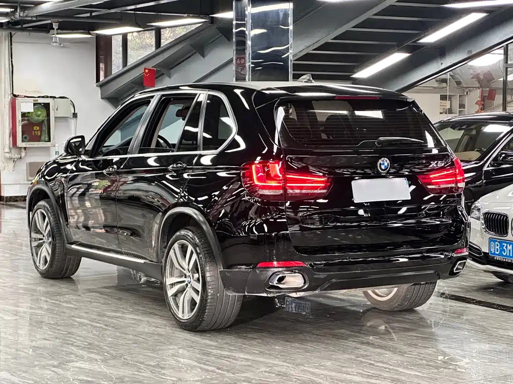 BMW X5 (Import) — миниатюра 5