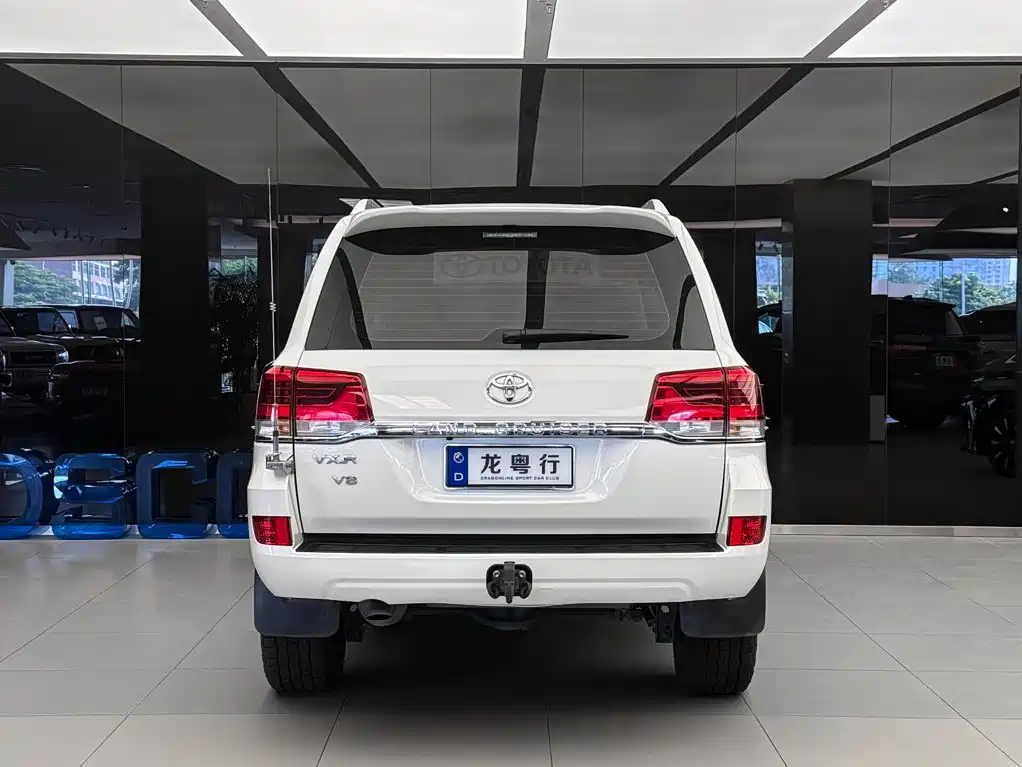 Toyota Land Cruiser — миниатюра 5