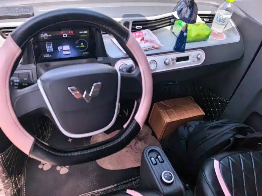 Wuling MINIEV — миниатюра 12