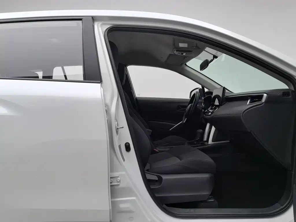 Toyota Frontlander — миниатюра 23