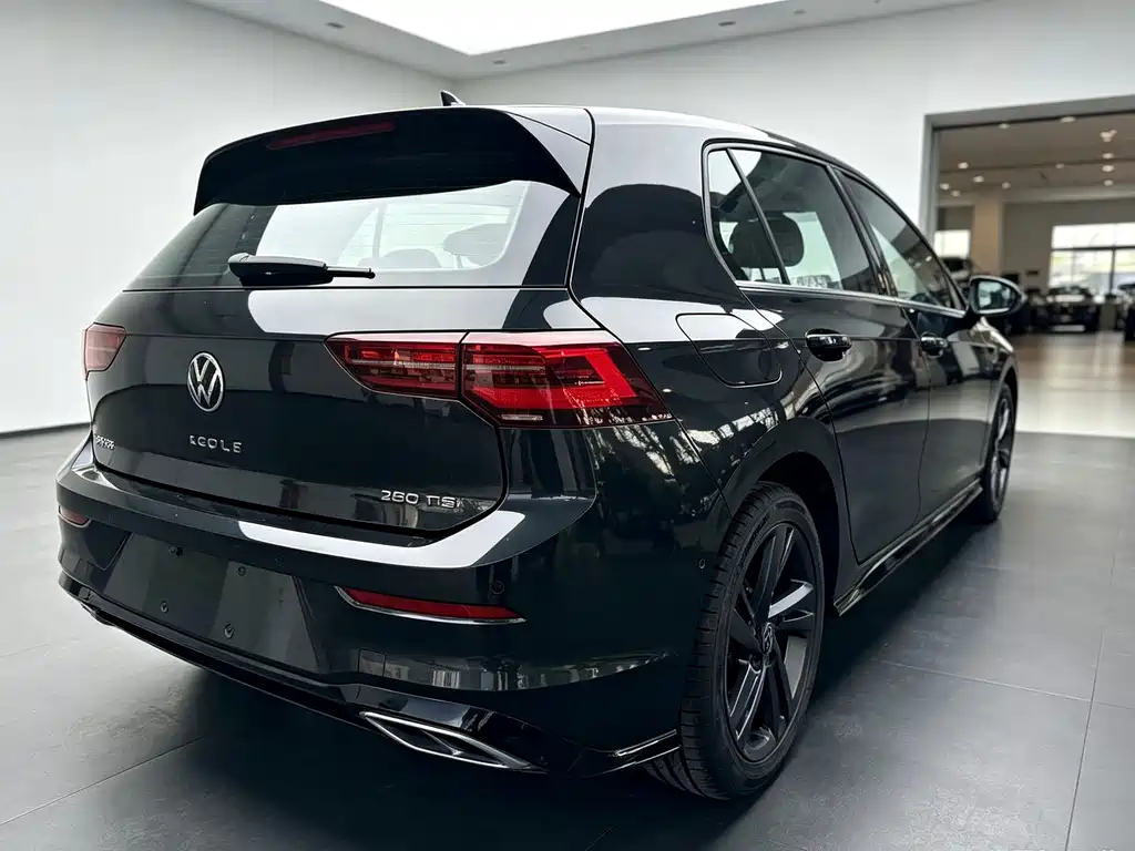 Volkswagen Golf — миниатюра 5