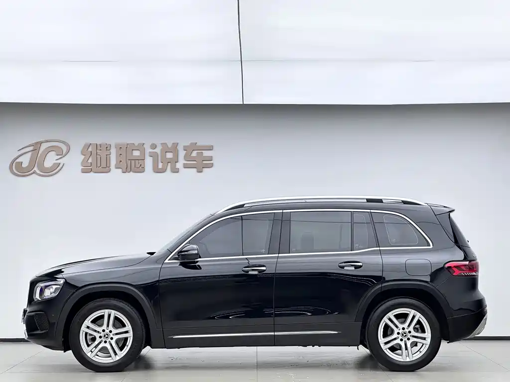 Mercedes-Benz GLB — миниатюра 3