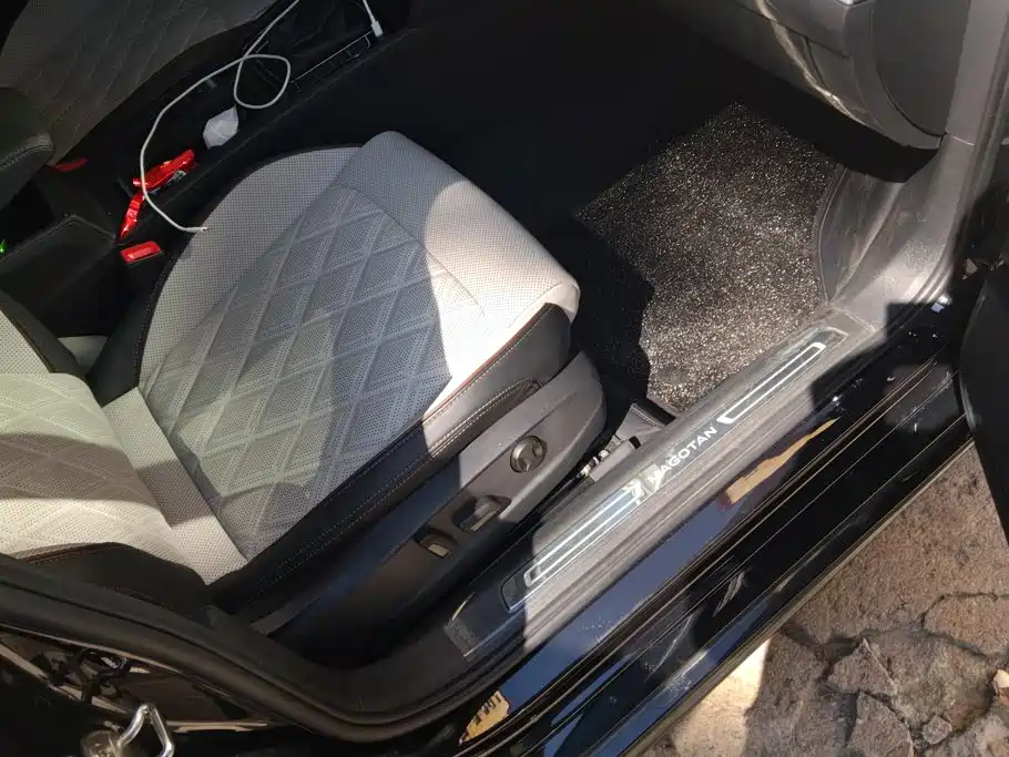 Volkswagen Magotan — миниатюра 8