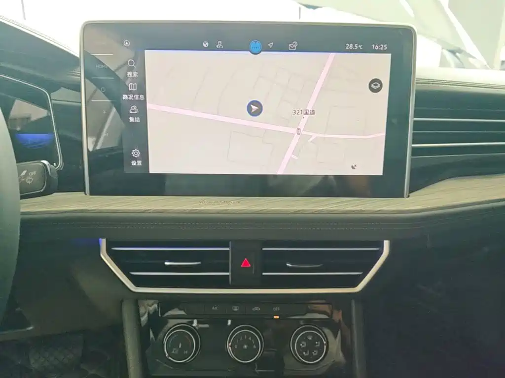 Volkswagen Sagitar — миниатюра 13