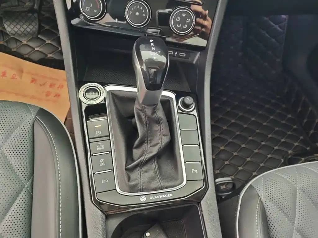 Volkswagen Sagitar — миниатюра 14