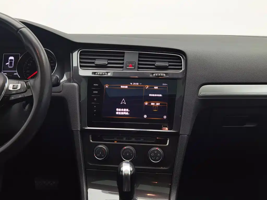 Volkswagen Golf — миниатюра 12