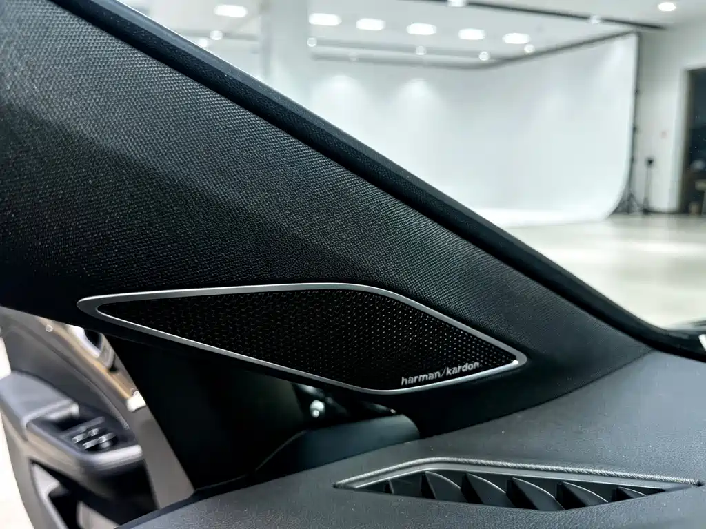 Volkswagen Golf — миниатюра 17