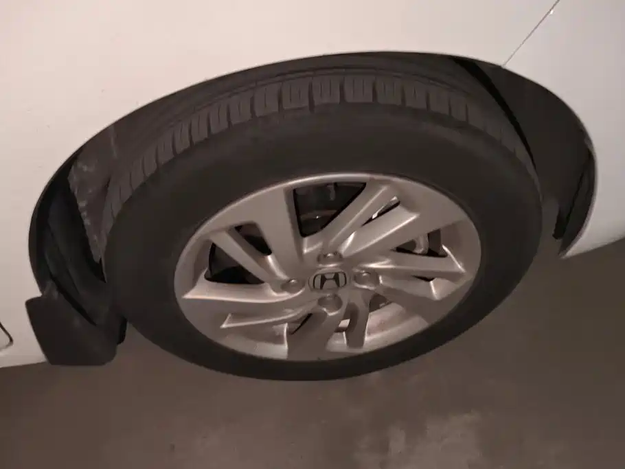 Honda Fit — миниатюра 6