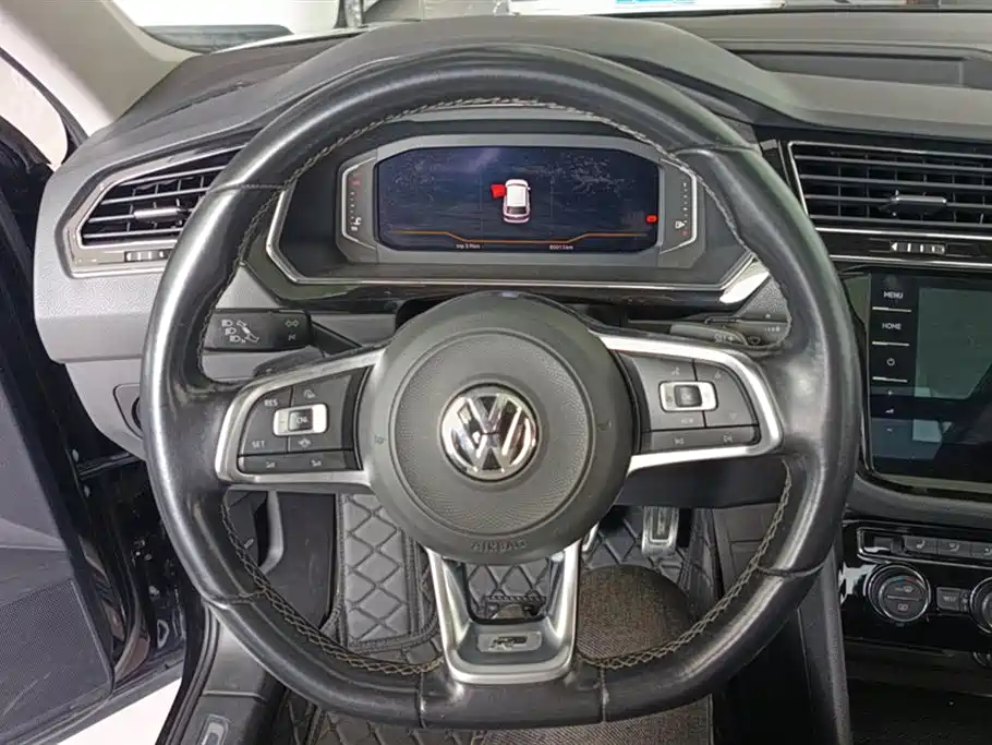 VOLKSWAGEN TIGUAN L NEW ENERGY