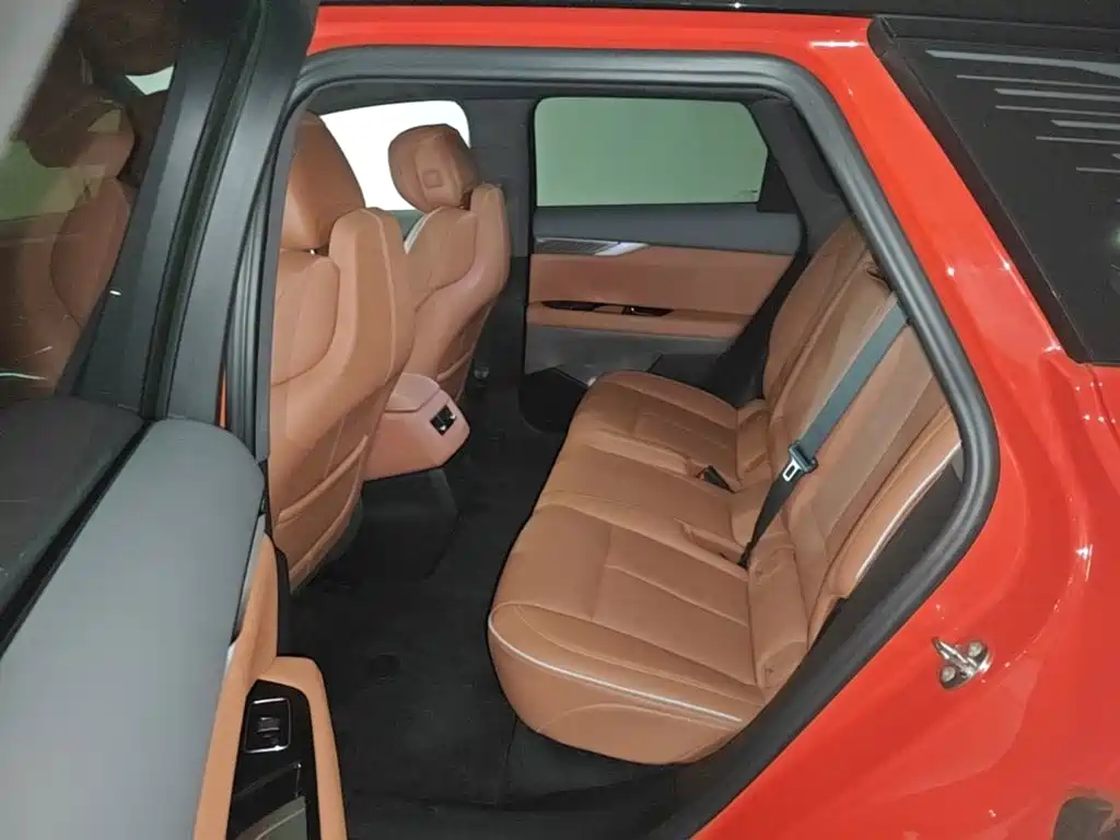 Cadillac IQ — миниатюра 17